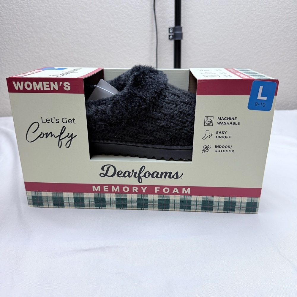 Dearfoams Black Memory Foam Slippers - Picture 2 of 8